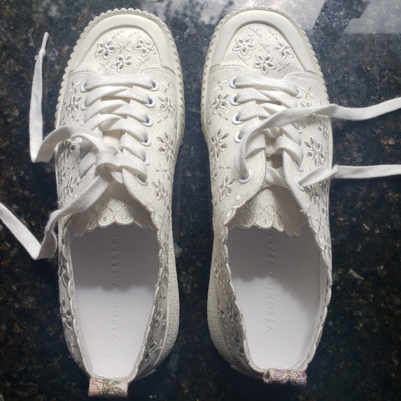 VERONICA BEARD Paulita Embroidered Sneakers Sz 8.5 - Picture 11 of 15